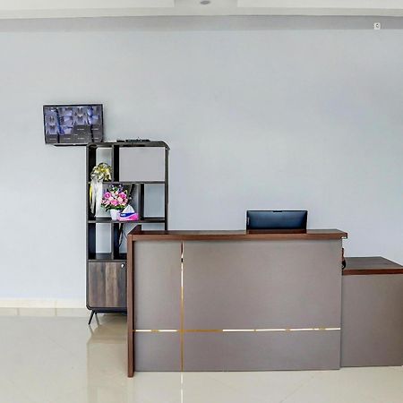 Hotel O Beda Arga Near Rs Royal Prima Ayahanda Медан Экстерьер фото