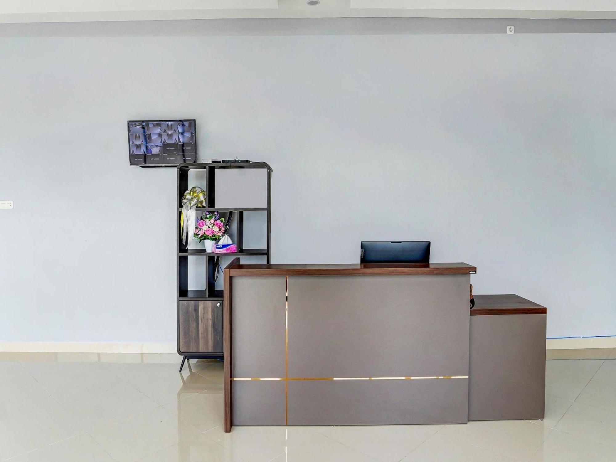 Hotel O Beda Arga Near Rs Royal Prima Ayahanda Медан Экстерьер фото